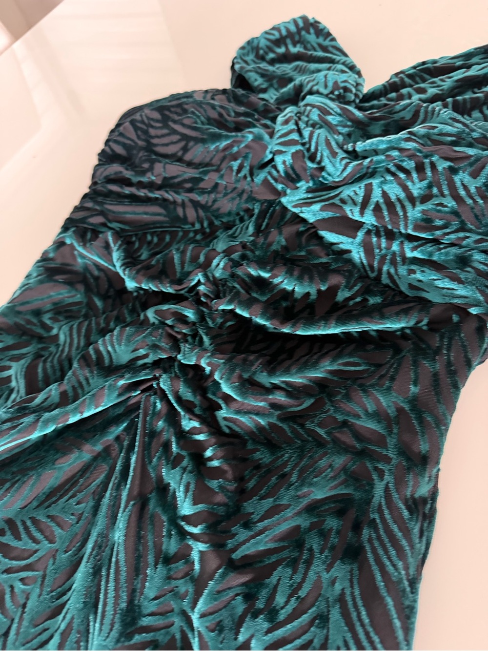 Taylor Teal off-shoulders Crisscross Evening Gown - Picture 6 of 12